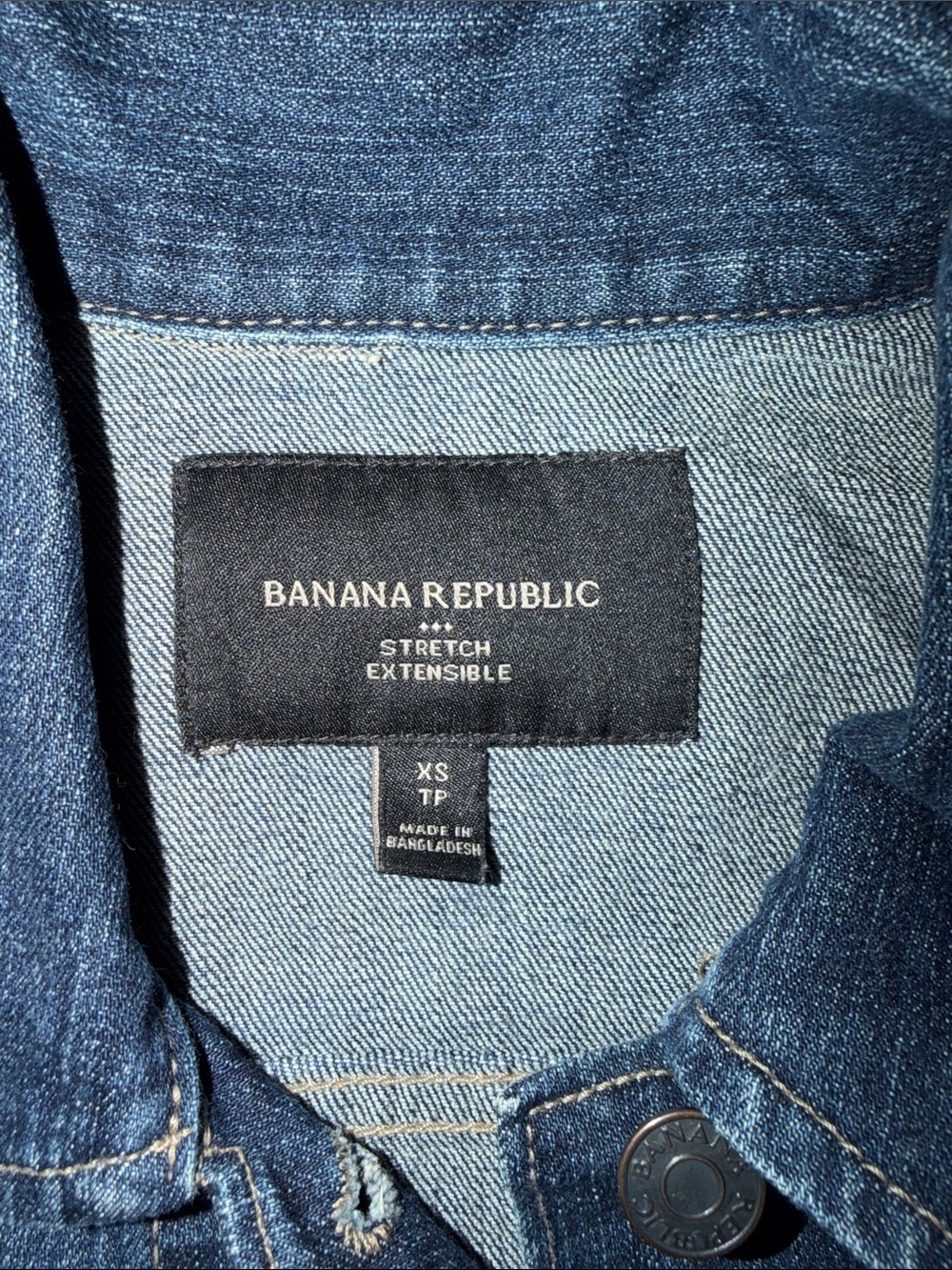 Banana Republic Blue Denim Trucker Jacket - Picture 2 of 4